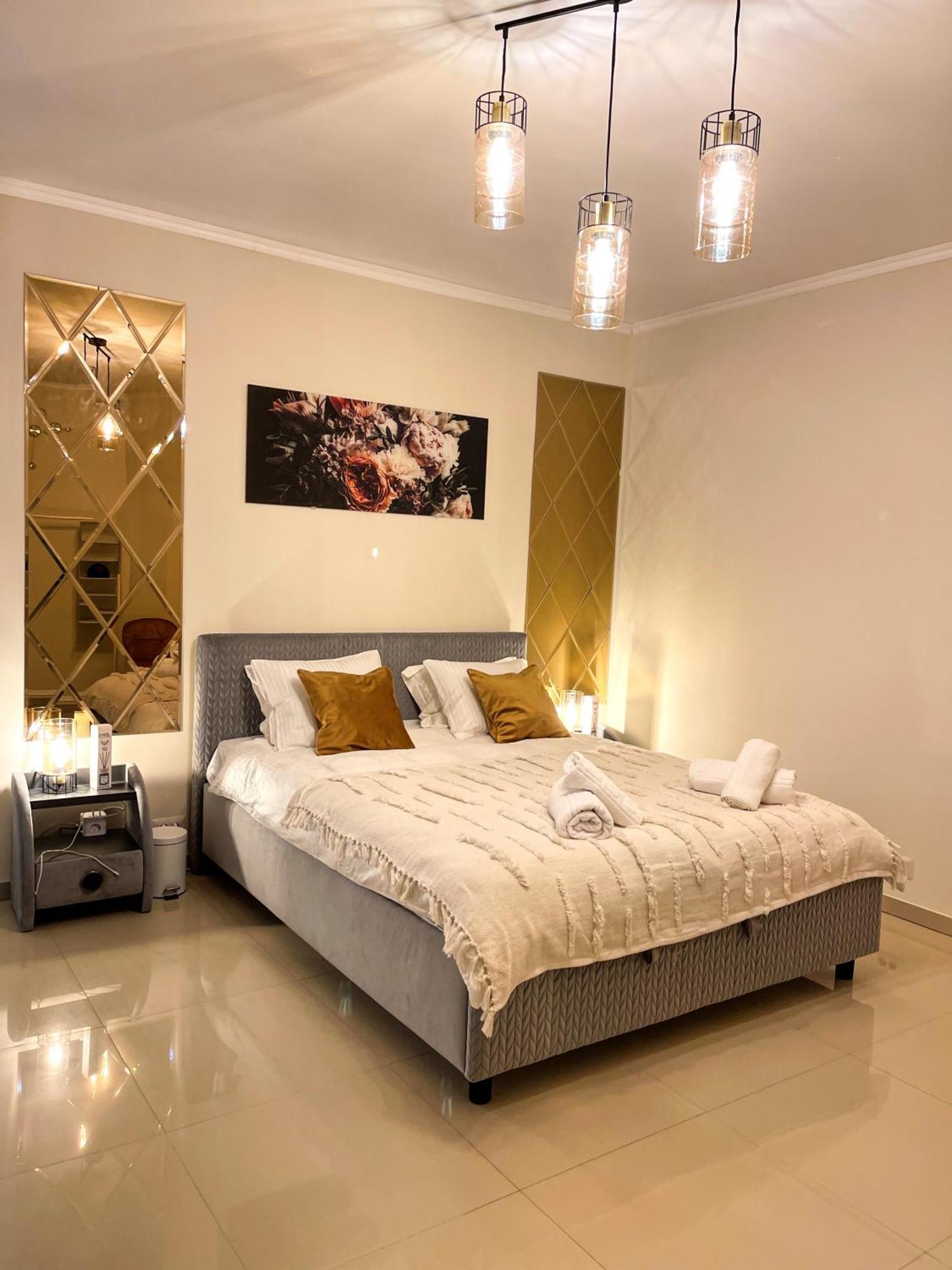 Apartment-calea Mosilor Appartamento